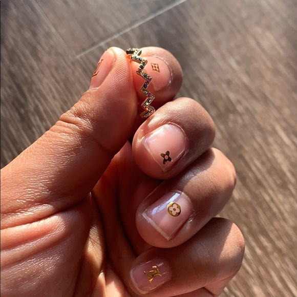 Australian Crystal Rainbow Zigzag Ring.. - Picture 3 of 7